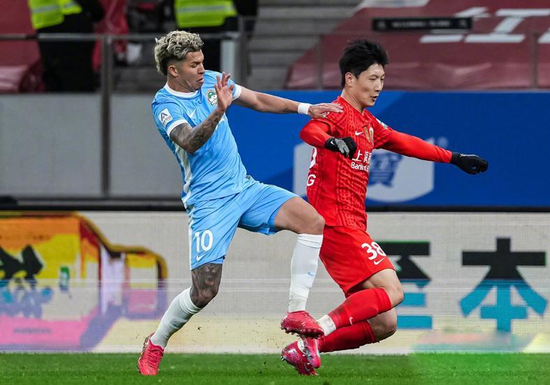 辣眼！中超首轮10大“战犯”大连占4个！球迷：怎么混上主力的？