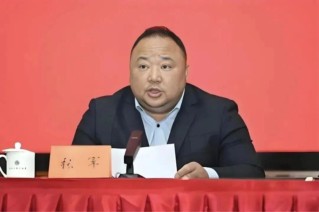 开云平台-首个被查的奥运冠军，居然与太胖有关？